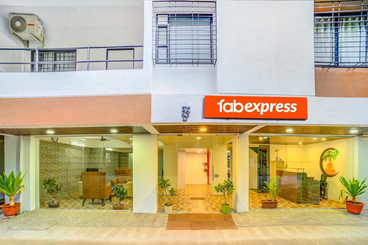 Fabexpress The Paradise 浦那 外观 照片